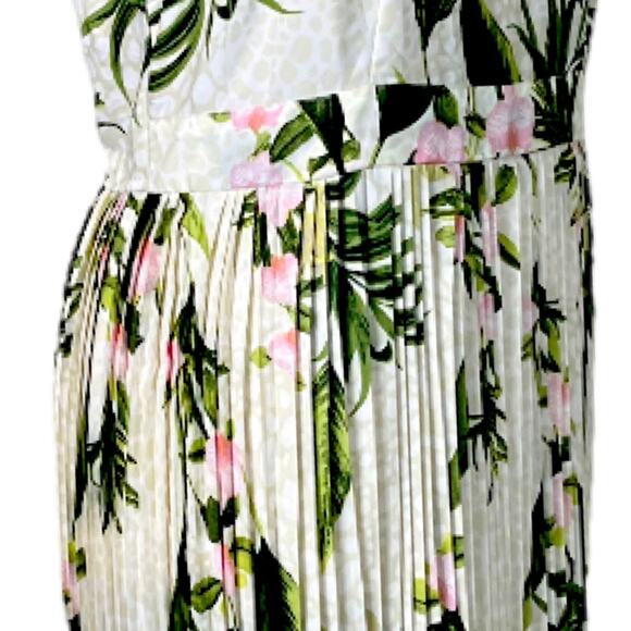 Mlle Gabrielle Maxi Dress Pleated Green Pink Tropical Print New Women’s Size 2X - Picture 11 of 16